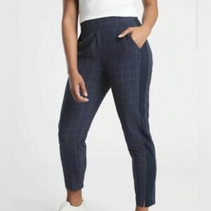 Athleta Brooklyn Navy checked design!